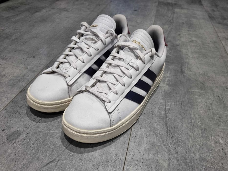 Buty rozmiar 44 Adidas Grand Court Alpha Shoes