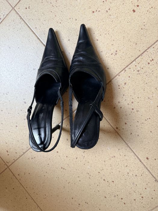 Włoskie szpilki skorzane typu sling back r.38, czarne