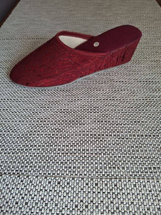 Ręcznie robione pantofle damskie z bawełny