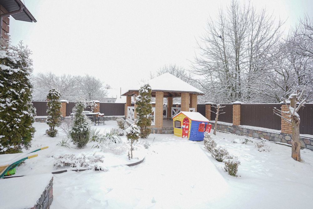 Продам будинок з хорошим ремонтом