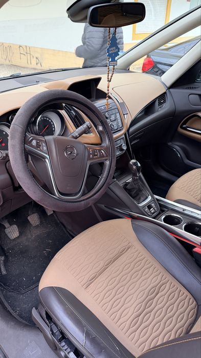 Opel Zafira Tourer 1.6 CDTI 136 cv