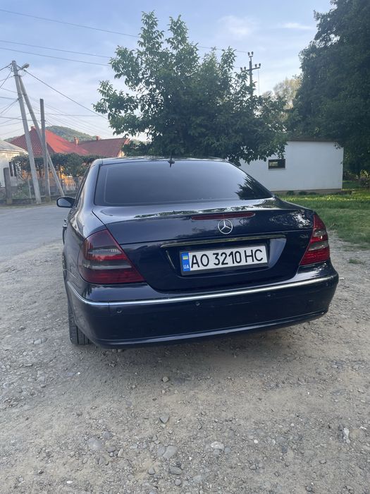 Продам мерседес 211