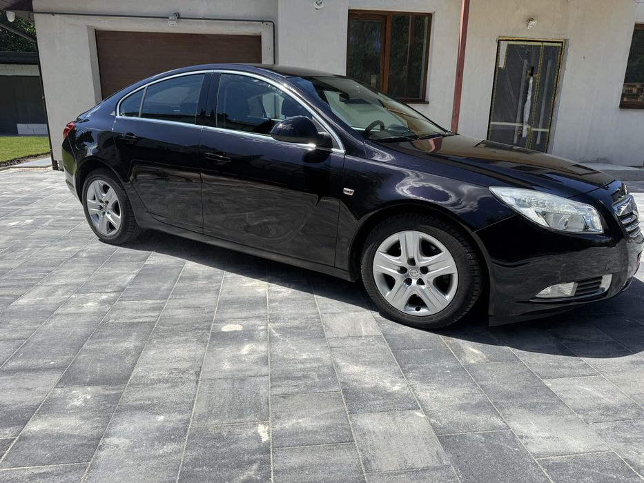 Opel insignia  1.6 бензин 2009 рік