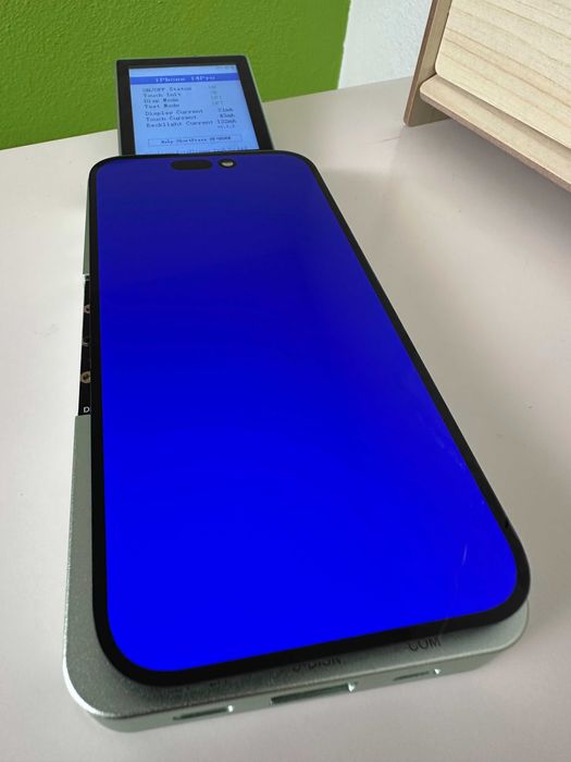 Oryginalny wyświetlacz Apple iPhone 14 Pro + górna taśma FVAT