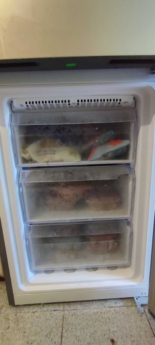 Frigorífico semi-novo