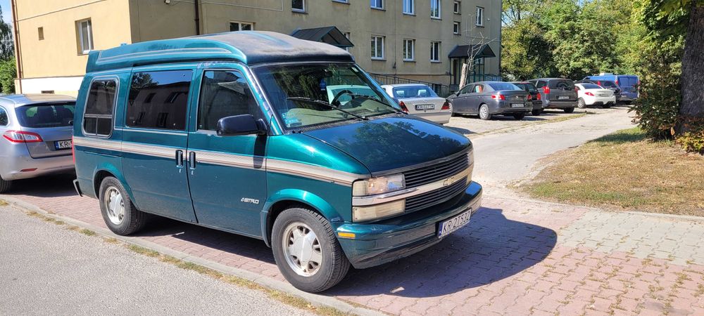 1997 CHEVROLET ASTRO 4.3 Gaz   Salonka    Zamiana