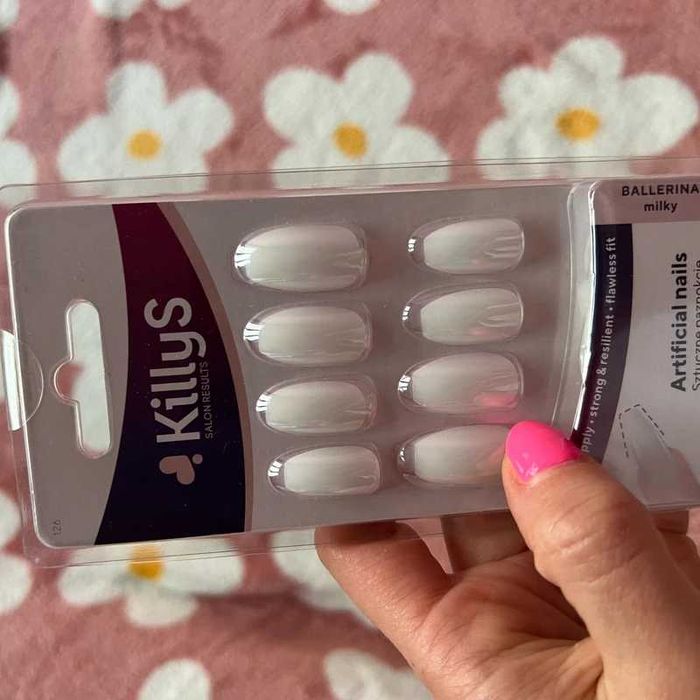 killys milky sztuczne paznokcie zestaw 24 szt tipsy mleczne perłowe