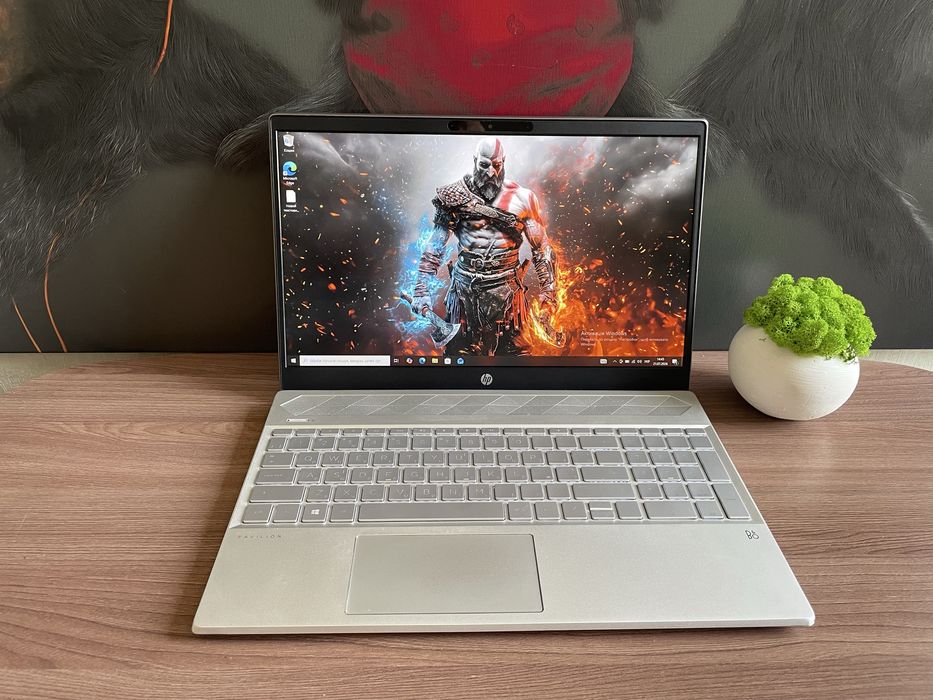 72. Мощний ігровий ноут HP/Full HD IPS/Ryzen 7-3700/16 RAM/512SSD/AMD RX 4 GB