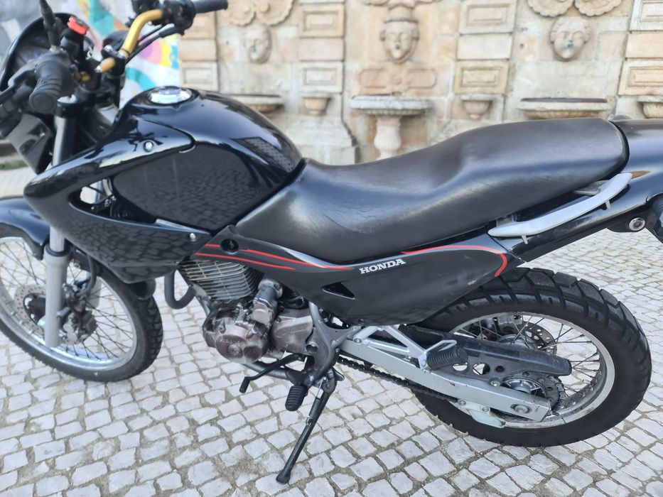 Vendo Mota Honda 400