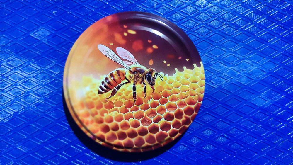 Zakrętki do słoików MIÓD FI82 Miód 1-01 / Karton 750 sztuk