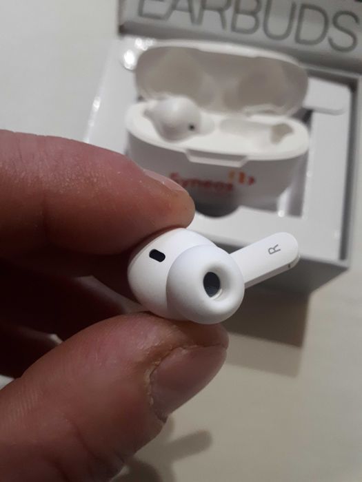 Бездротові Bluetooth навушники Essos 2.0  білі