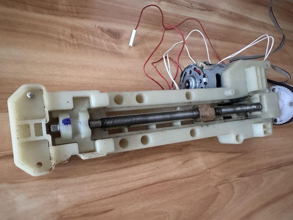 Przekładnia z silnikiem zestaw do ekspresu DeLonghi ecam11.112.b
