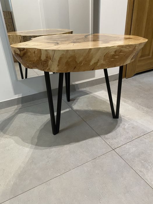 Stolik z plastra z żywicą-74/70cm