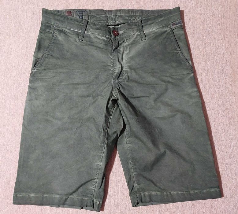 Шорти Marshall розмір 30