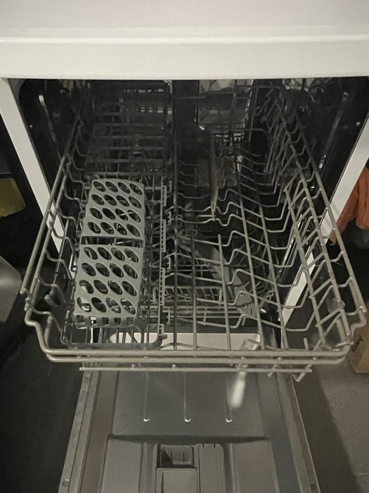 Máquina de lavar loiça Kenwood KDW45W23 45 cm – bom estado
