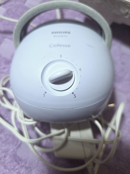 Антицелюлітний масажер PHILIPS
beauty Cellesse