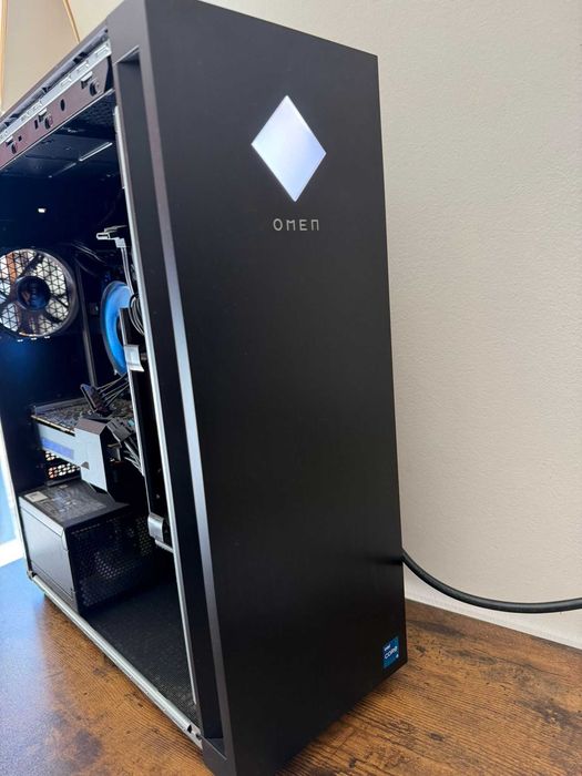Desktop Gaming HP GT15-0027np (Intel Core i5-12400F - NVIDIA GeForce RTX 3060 - RAM: 16 GB - 512 GB SSD)