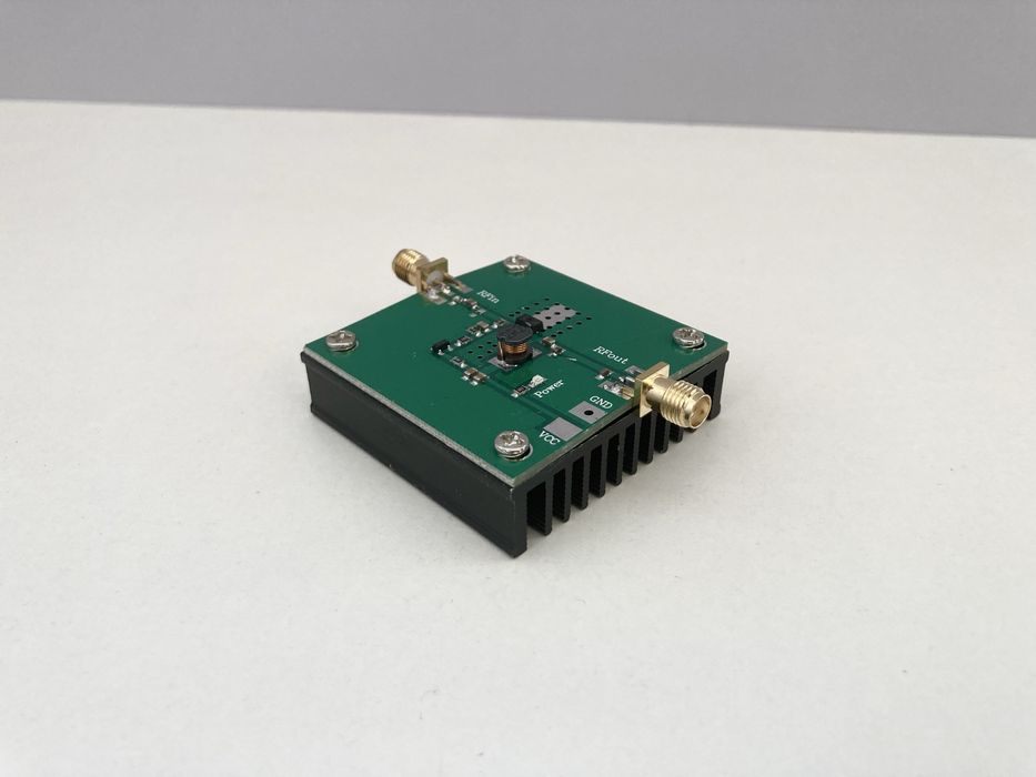 Продам радіочастотний підсилювач 433Mhz потужністю 5W