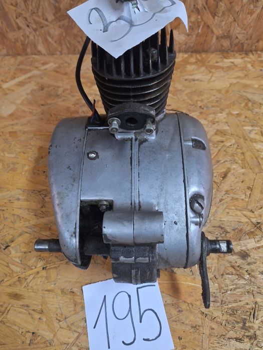 Silnik s38, komar motorynka na pedała,Plomba