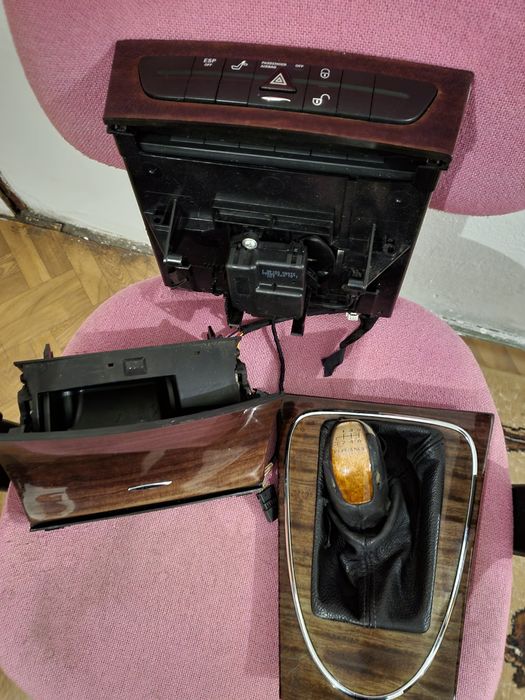 Mieszek,ramka,zmieniarką,popielniczka mercedes E w211