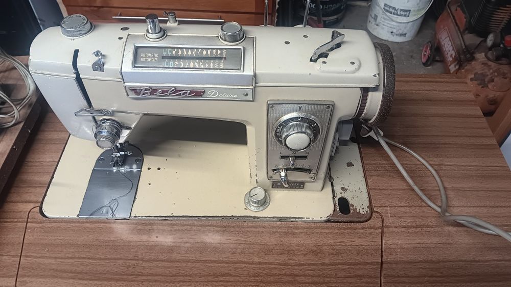 Máquina  de custura