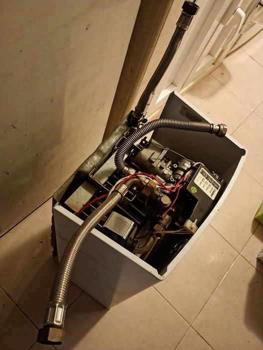 Esquentador para peças