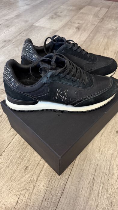 Продам Кросовки 42 р мужські KARL  LAGERFELD