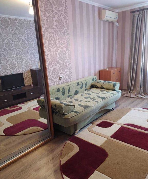 Оренда 1-кімнатної в новобудові на Браїлках. Світло є.