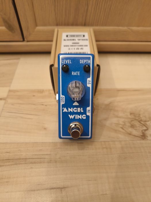 Tone City Angel Wing - Chorus