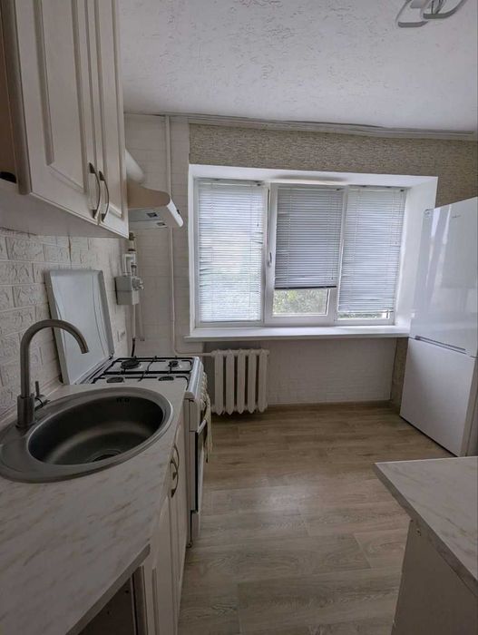 Gy Продам 2-х кімнатну квартиру з ремонтом вул. Аскольдовська