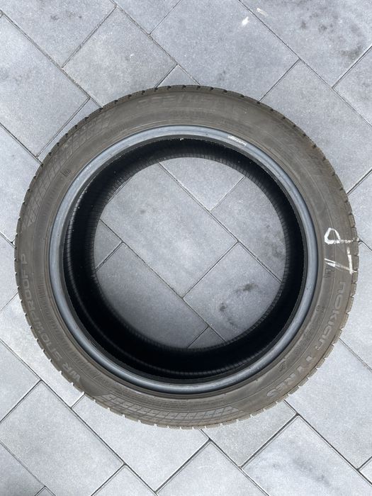 Opony zimowe Uniroyal (2 szt.) + Nokian (2 szt.)