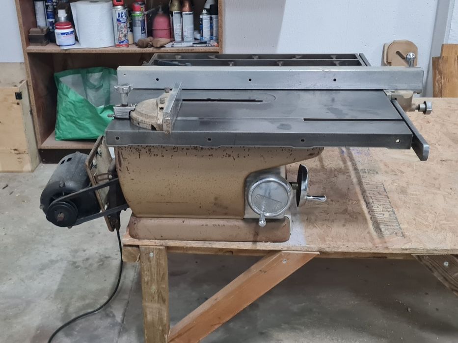 Serra circular de bancada