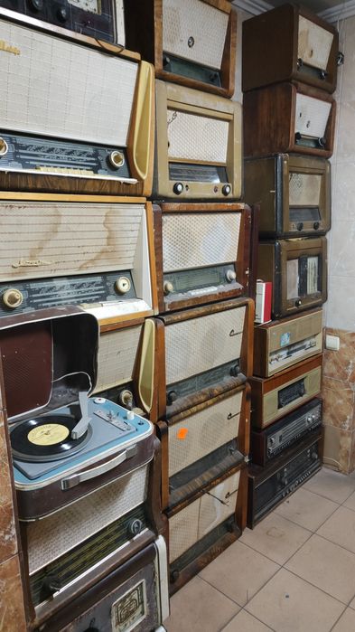 Антикварние радиоли