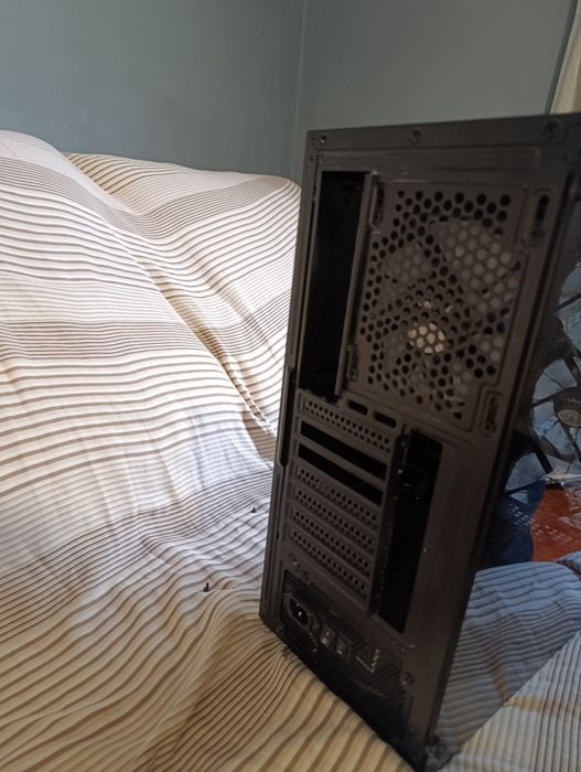 Caixa unyka com fonte wkolink 750w regulator