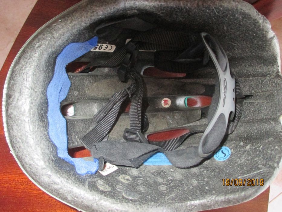 2 Capacetes para ciclista S e M/L