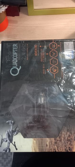 Quadrocopter zdalnie sterowany