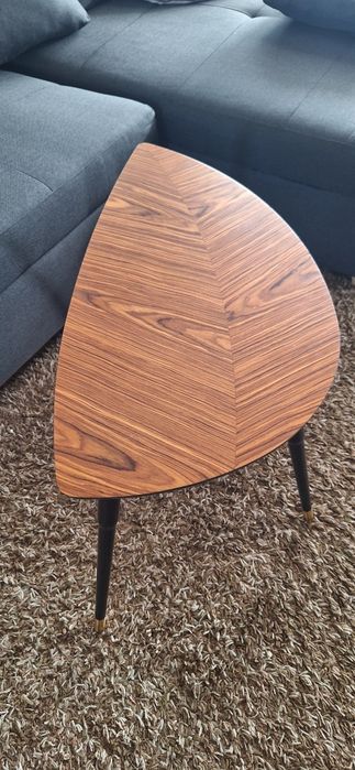 LÖVBACKEN IKEA - Mesa de apoio castanhas  - PVP 60€