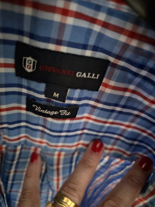 Camisas de homem M e L desde 3,5€