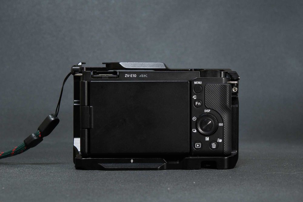 Sony ZV-E10 + kit 16-50mm OSS II