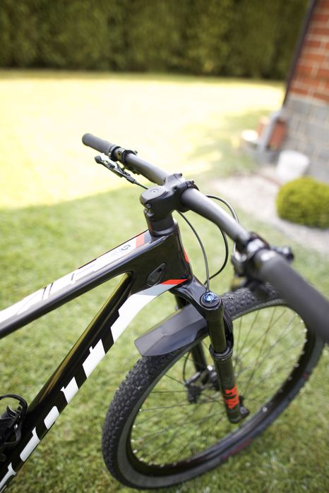Scott scale 930 2019, rozmiar L,carbon