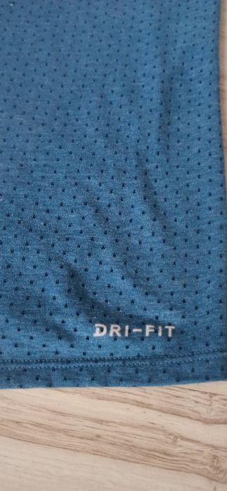 T-shirt Nike dri-fit S