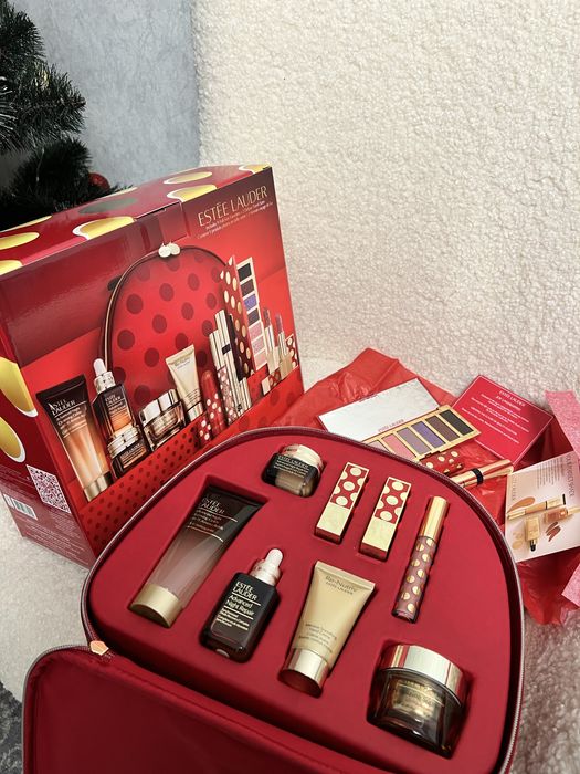 РОЗПРОДАЖ! Подарунковий набір Estee Lauder blockbuster 2026, оригінал