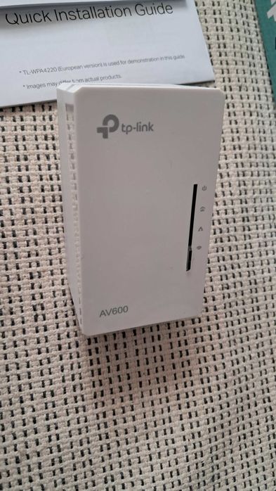 Powerline Wi-Fi Extender TP-Link TL-WPA4220