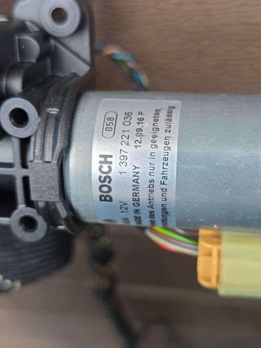 Elektryczna klapa bagażnika Audi A4 B9 Kombi avant LX7L