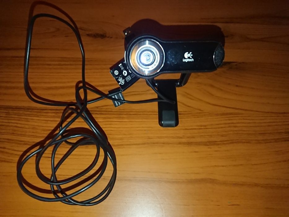 Веб камера з мікрофоном Logitech Webcam pro 9000.