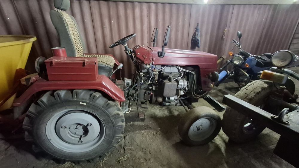 Продається Трактор