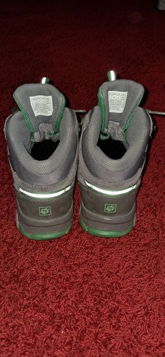 Ботинки для мальчика 33размер 20см