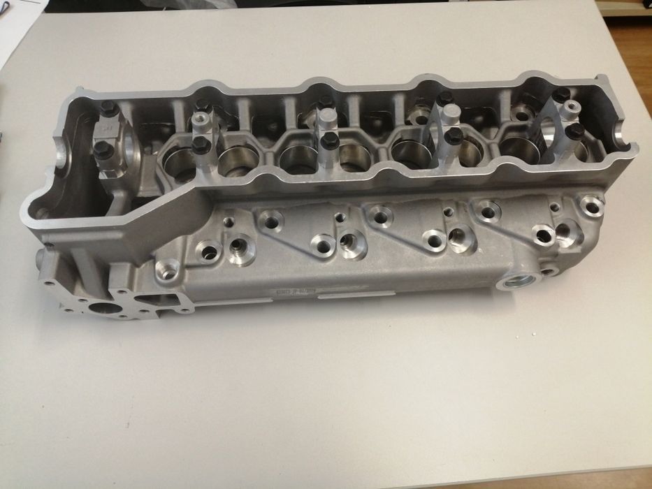 Cabeça colaça nova de motor FE531 4M40 2.8 Pajero