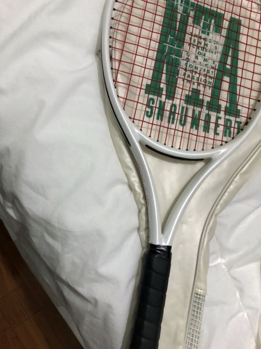Raquetes de tenis em fibra e aluminio