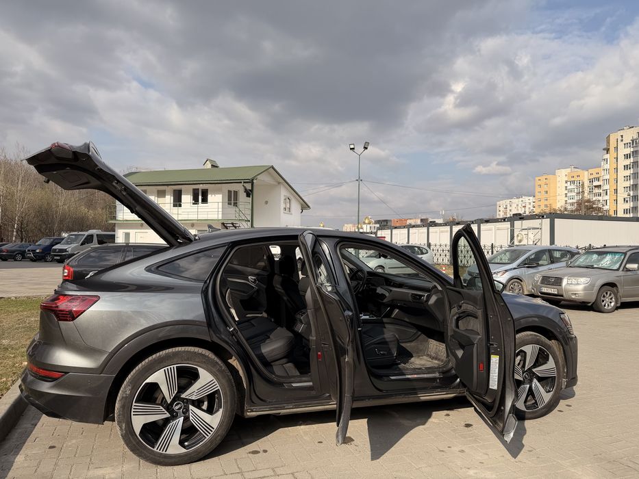 Audi E-Tron S Line Prestige 2021